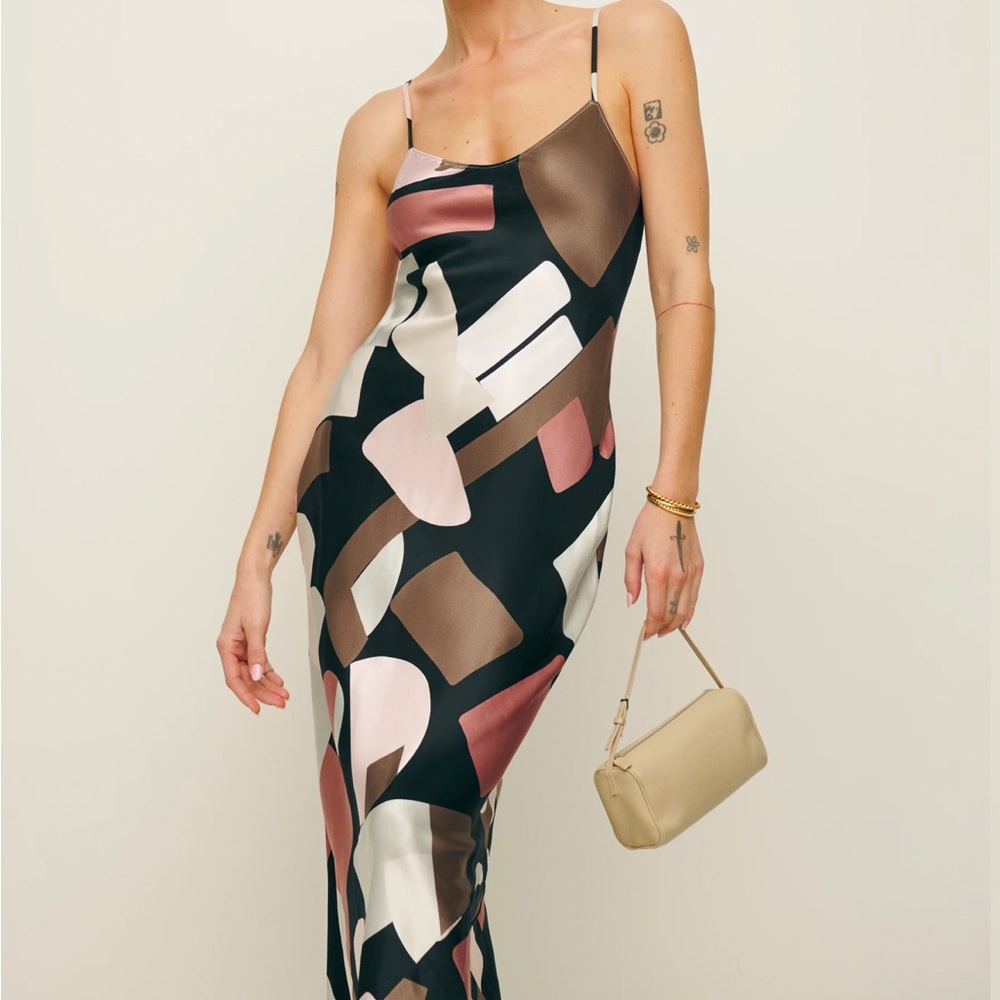 Abstract Patterned Dress - Picture 5 of 6